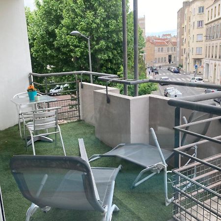 Apparement Chaleureux Avec Balcon Lägenhet Marseille Exteriör bild