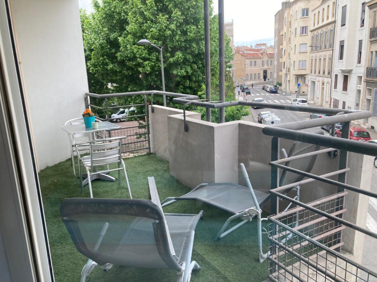 Apparement Chaleureux Avec Balcon Lägenhet Marseille Exteriör bild