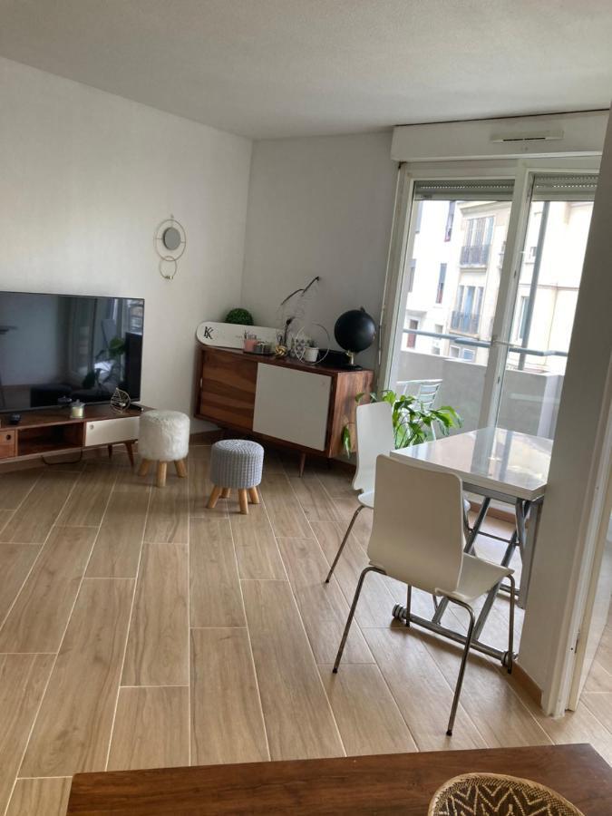 Apparement Chaleureux Avec Balcon Lägenhet Marseille Exteriör bild
